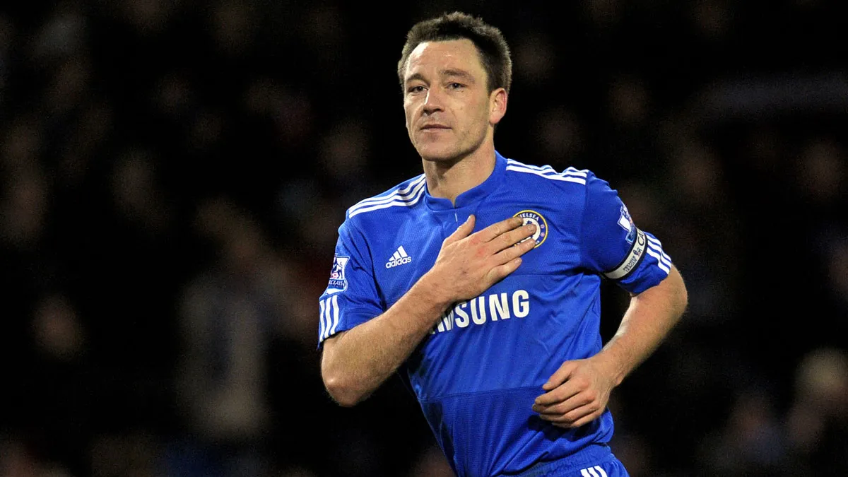 John Terry nổi tiếng khi khoác áo của câu lạc bộ Chelsea