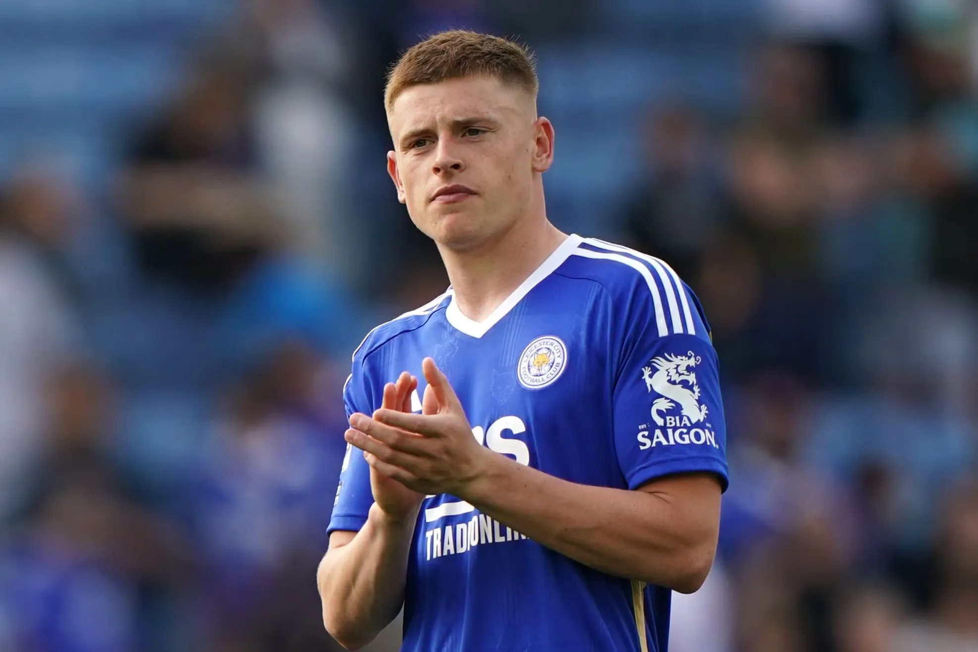 Harvey Lewis Barnes là cái tên trong top những cầu thủ huyền thoại của Leicester City